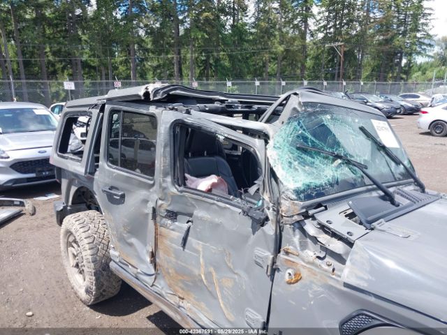 1C4HJXEG8LW112903 Jeep Wrangler Unlimited Sahara Altitude