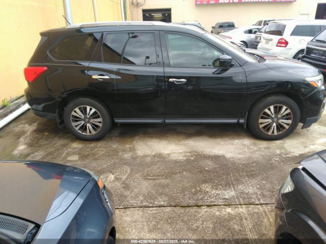 5N1DR2MN2HC902650 Nissan Pathfinder S
