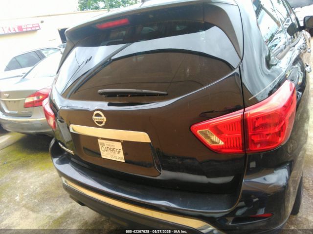 5N1DR2MN2HC902650 Nissan Pathfinder S