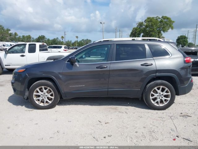 1C4PJMCS1GW367447 Jeep Cherokee Latitude