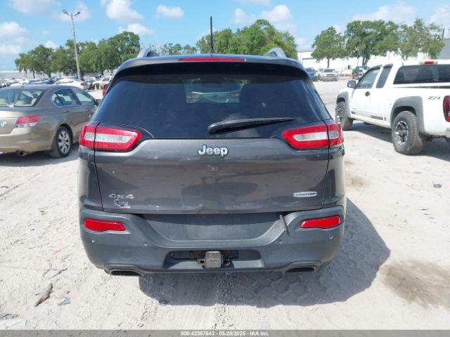 1C4PJMCS1GW367447 Jeep Cherokee Latitude