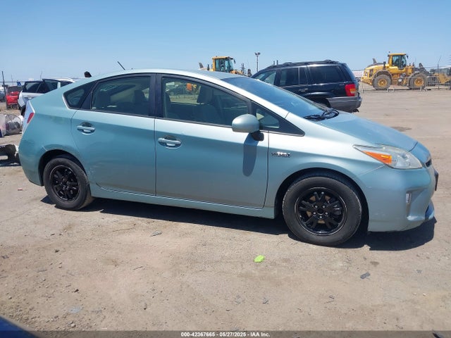 Продажа на аукционе авто 2012 Toyota Prius Three, vin: JTDKN3DU8C1571310, номер лота: 42367665
