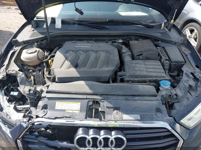 2018 AUDI A3 WAUAUGFF9J1044908 Photo 9