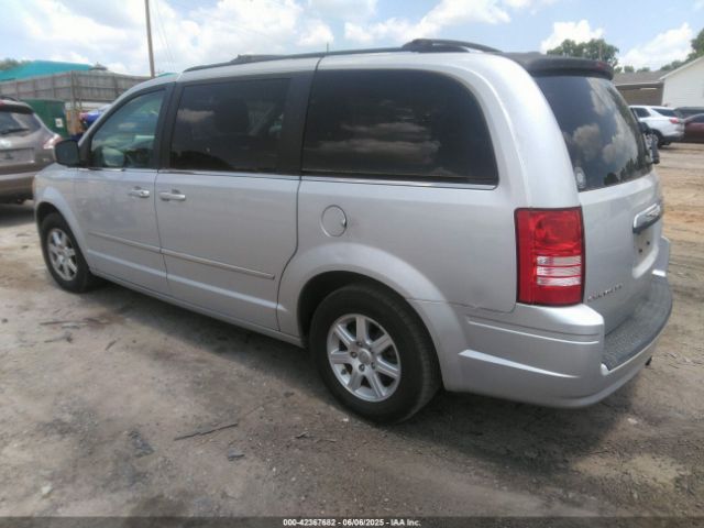 2010 CHRYSLER TOWN & COUNTRY 2A4RR5D15AR329095 Photo 2