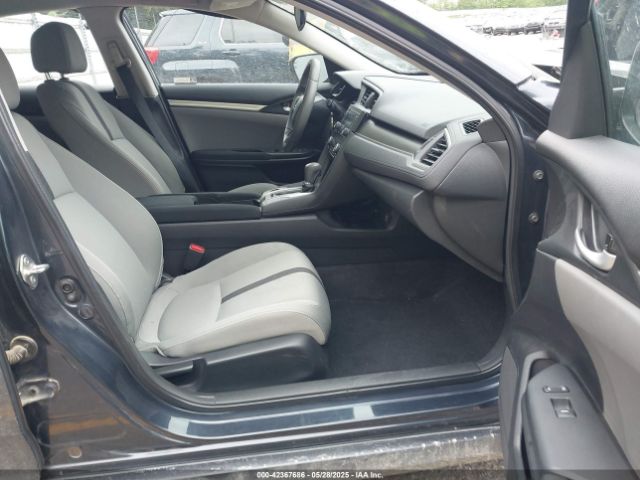 2019 HONDA CIVIC 2HGFC2F67KH600863 Photo 4