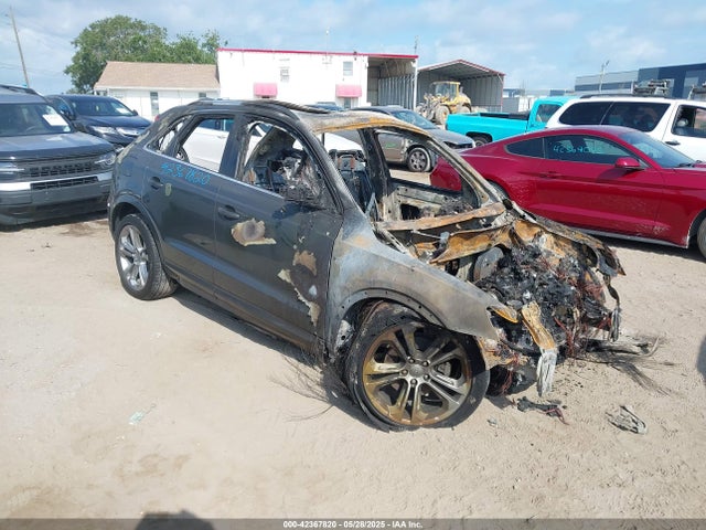 2018 AUDI Q3 WA1HCCFSXJR033163 Photo 0