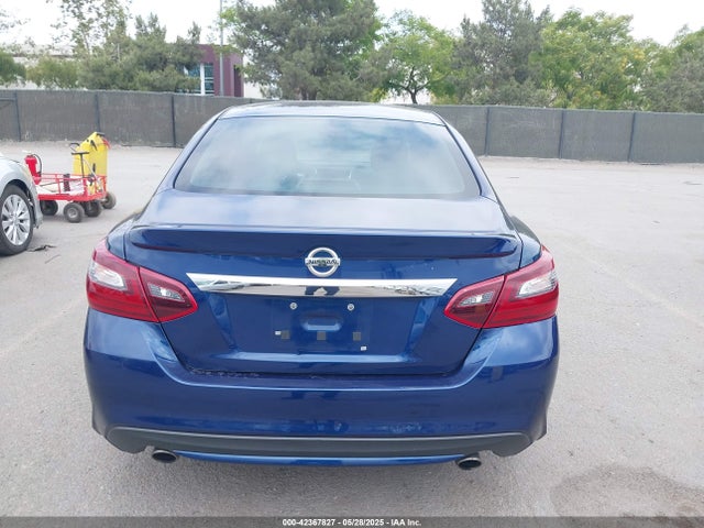 1N4AL3AP2HN333555 Nissan 2017