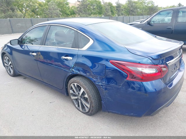 1N4AL3AP2HN333555 Nissan 2017