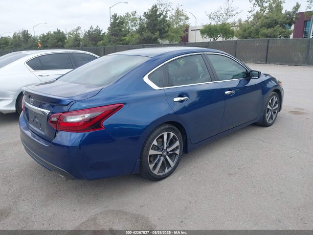 1N4AL3AP2HN333555 Nissan 2017