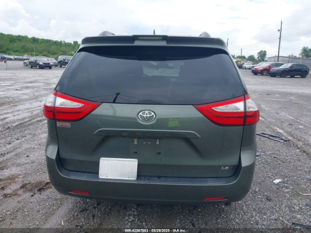 5TDKZ3DCXJS957822 Toyota Sienna Le 8 Passenger