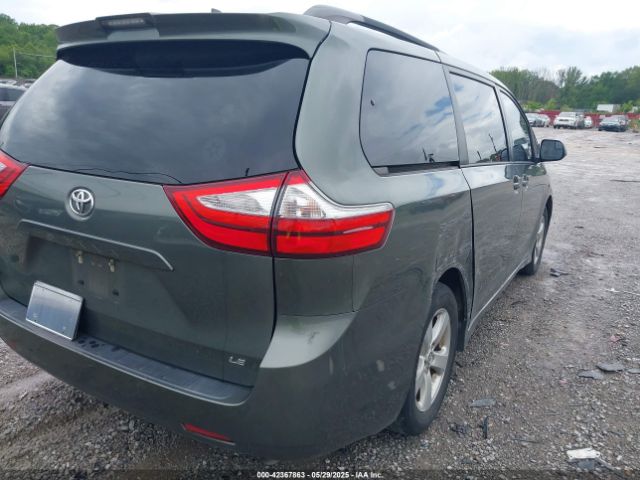 5TDKZ3DCXJS957822 Toyota Sienna Le 8 Passenger