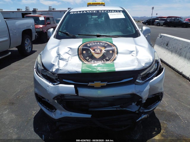 Chevrolet TRAX LS 2019 3GNCJKSB0KL299703 Image 12