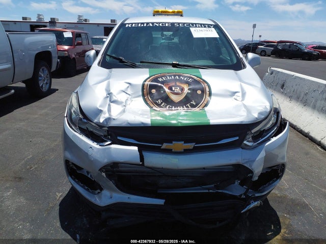 Chevrolet TRAX LS 2019 3GNCJKSB0KL299703 Image 6