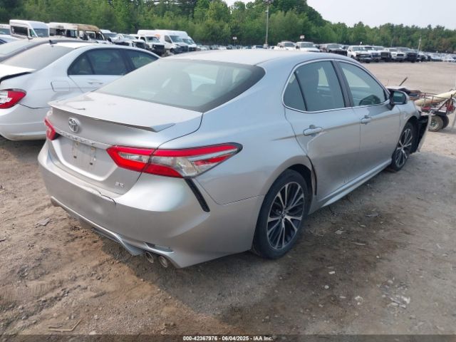 2018 TOYOTA CAMRY 4T1B11HK7JU076015 Photo 3