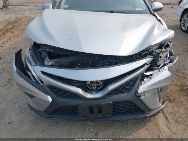 2018 TOYOTA CAMRY 4T1B11HK7JU076015 Photo 5