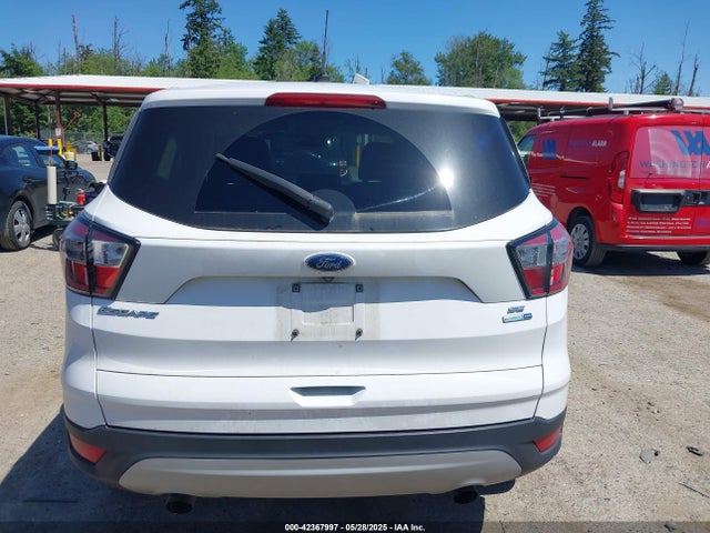 Ford ESCAPE SE 2017 1FMCU9GD3HUC67969 Image 16