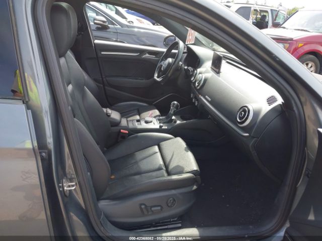 2018 AUDI A3 WAUJ8GFF9J1037137 Photo 4