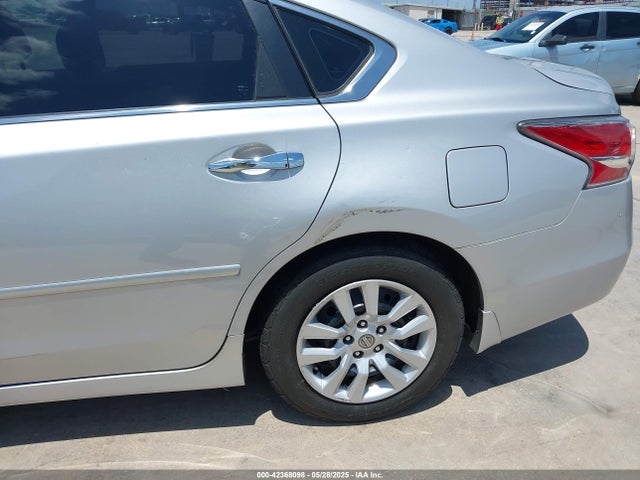 1N4AL3AP3FN876295 Nissan 2015