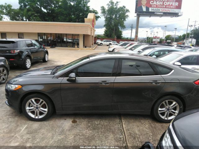 3FA6P0HD9JR162701 Ford FUSION SE