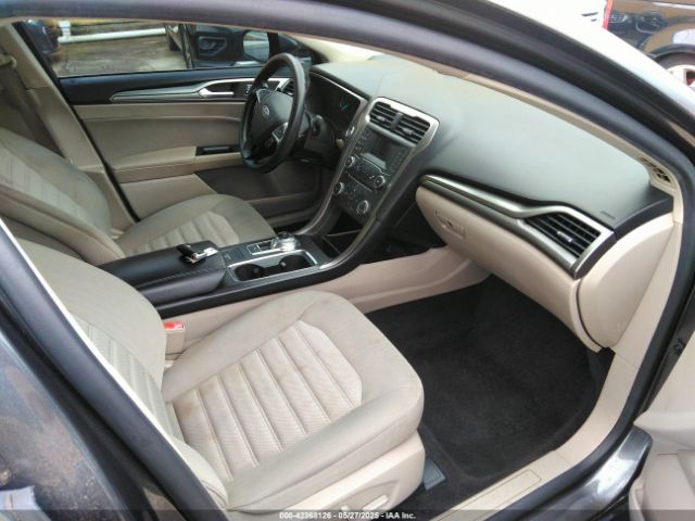 3FA6P0HD9JR162701 Ford FUSION SE