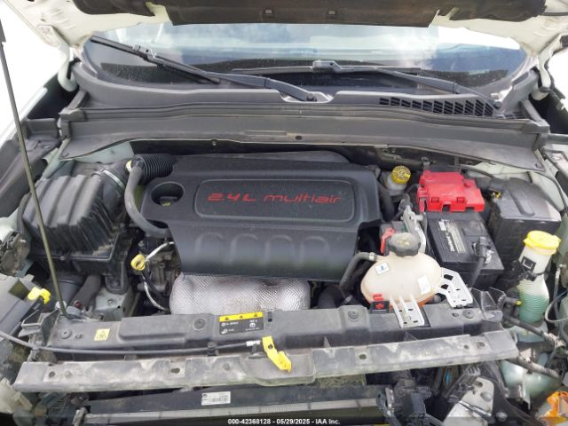 2019 JEEP RENEGADE ZACNJABB2KPK35081 Photo 9