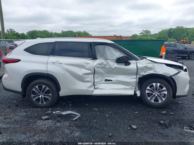 5TDGZRBH8MS551095 Toyota 2gr-fks