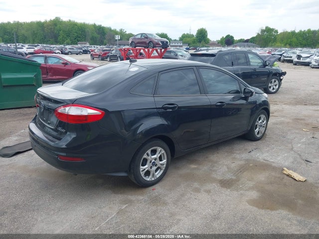3FADP4BJ4FM220019 Ford 2015