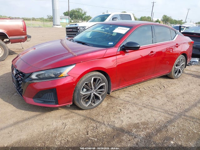 Nissan 2023 2023 1N4BL4CVXPN306074 Image 2