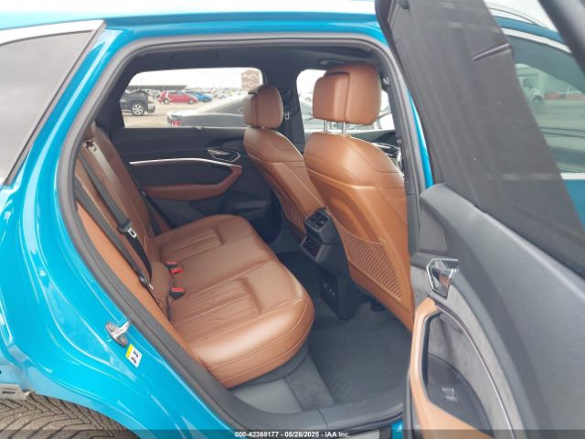 2019 AUDI E-TRON WA1VAAGE7KB005479 Photo 7