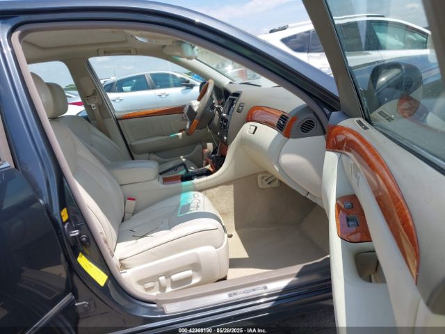 2005 LEXUS LS 430 JTHBN36F955012602 Photo 4