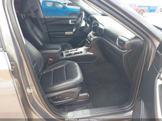 2021 FORD EXPLORER 1FMSK7DH4MGC09388 Photo 4