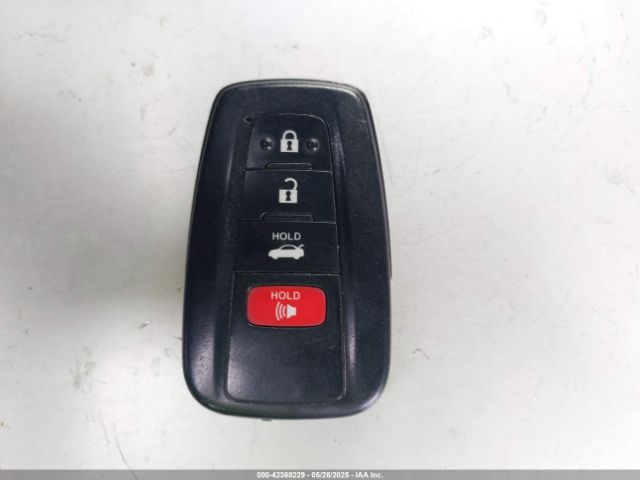 JTDEAMDE1MJ026932 Toyota Corolla Hybrid Le