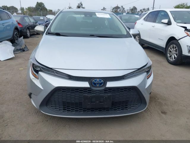 JTDEAMDE1MJ026932 Toyota Corolla Hybrid Le