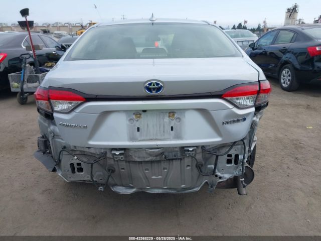 JTDEAMDE1MJ026932 Toyota Corolla Hybrid Le