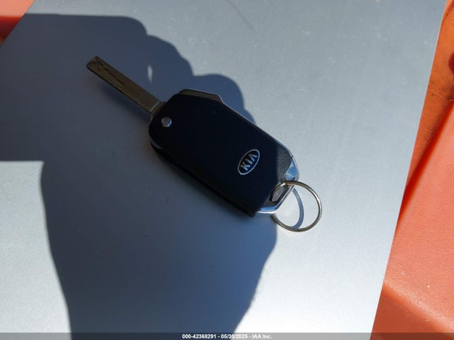 3KPF24ADXME267415 KIA mpi nu