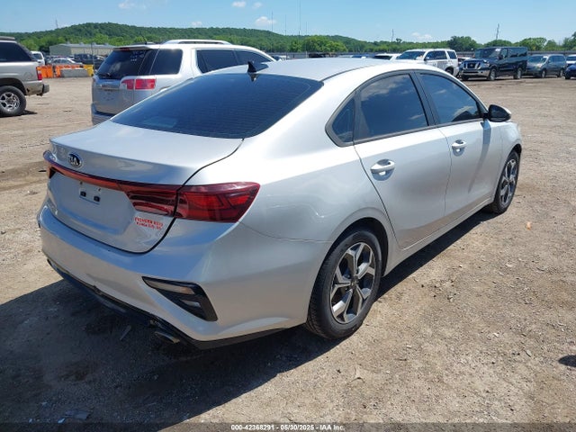 3KPF24ADXME267415 KIA mpi nu