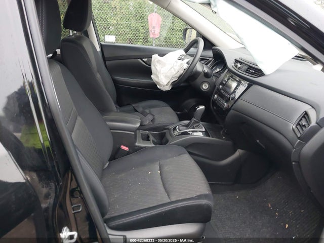 JN8AT2MV7HW011345 Nissan ROGUE S