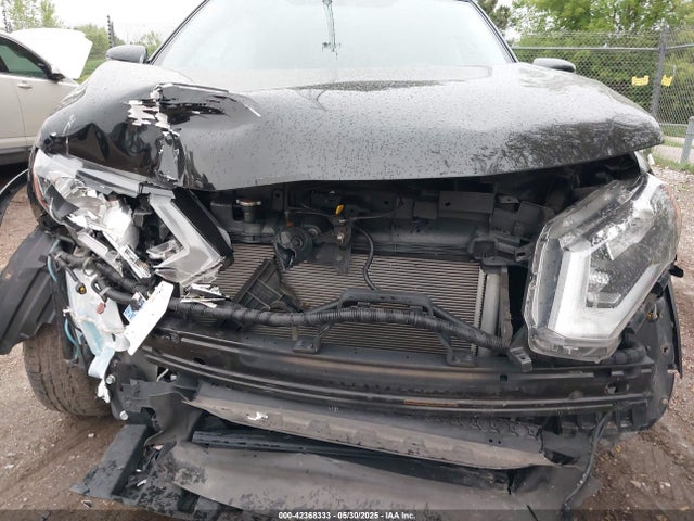 JN8AT2MV7HW011345 Nissan ROGUE S