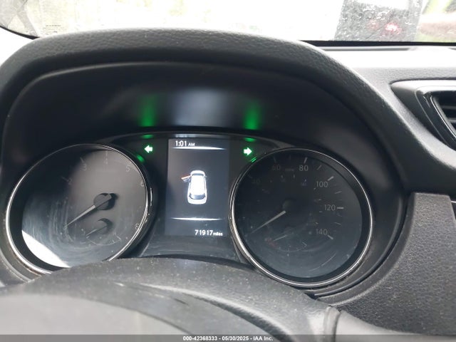 JN8AT2MV7HW011345 Nissan ROGUE S