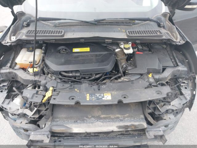 1FMCU9JX5EUB77155 Ford Escape Titanium