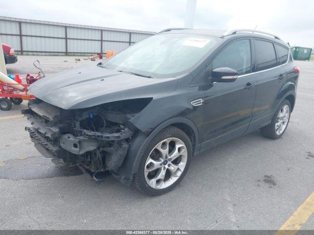 1FMCU9JX5EUB77155 Ford Escape Titanium