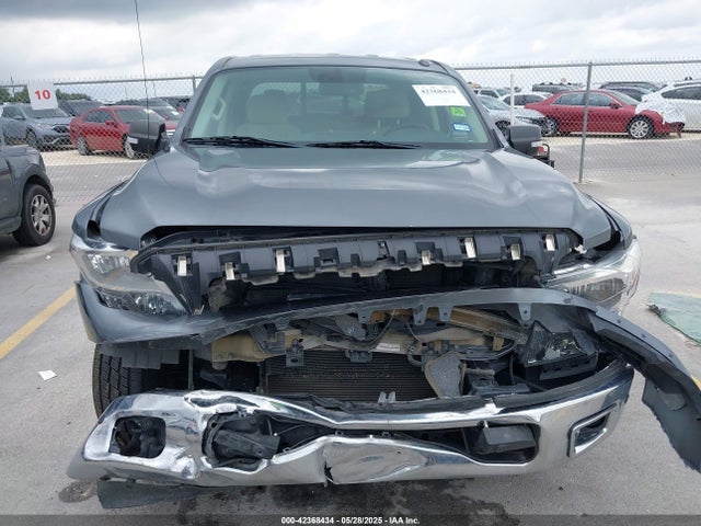 1N6AA1E60HN563954 Nissan 2017