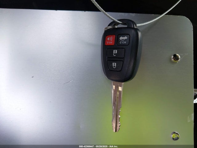 5YFBURHE4GP552375 Toyota Corolla L/le/le Plus/le Premium/s/s Plus/s Premium/s W/special Edition Pkg