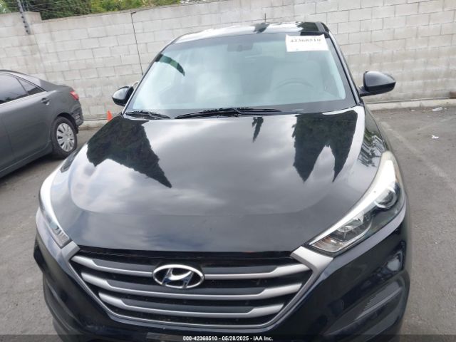 KM8J23A49HU528900 Hyundai TUCSON SE