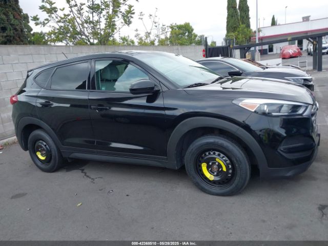 KM8J23A49HU528900 Hyundai TUCSON SE