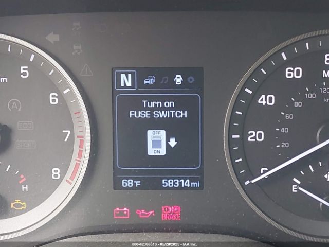 KM8J23A49HU528900 Hyundai TUCSON SE