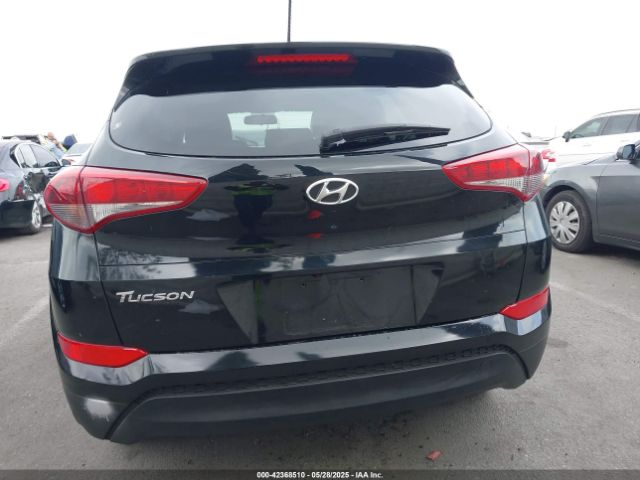 KM8J23A49HU528900 Hyundai TUCSON SE
