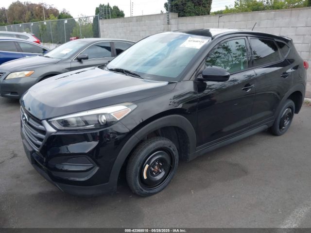 KM8J23A49HU528900 Hyundai TUCSON SE