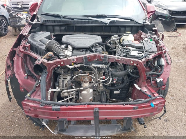 2017 CADILLAC XT5 1GYKNDRS4HZ155464 Photo 9