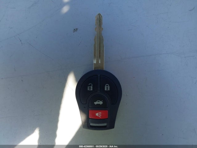 3N6CM0KN3HK713910 Nissan 2017
